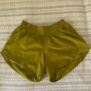 lululemon Hotty Hot Low-Rise Lined Shorts - 4” - 4 - Green